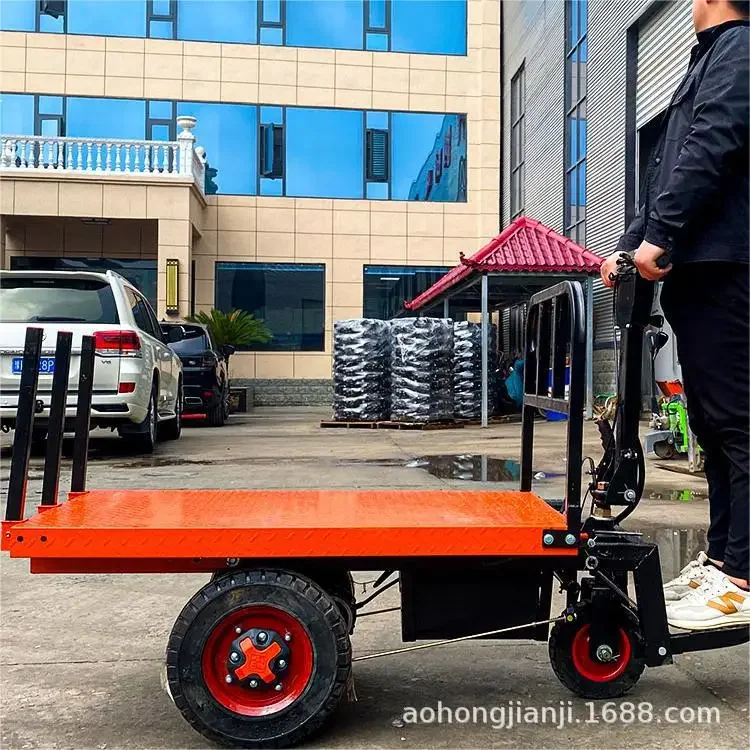 Electric three-wheeled flatbed truck can stand and sit, push the dump truck to load, flatbed truck for breeding and handling