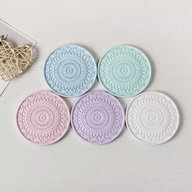 Absorbent Drink Coasters Colourful Diatomite Round Cup Mat Simple Basswood  Carved Heat Proof Protecting Table Decoration