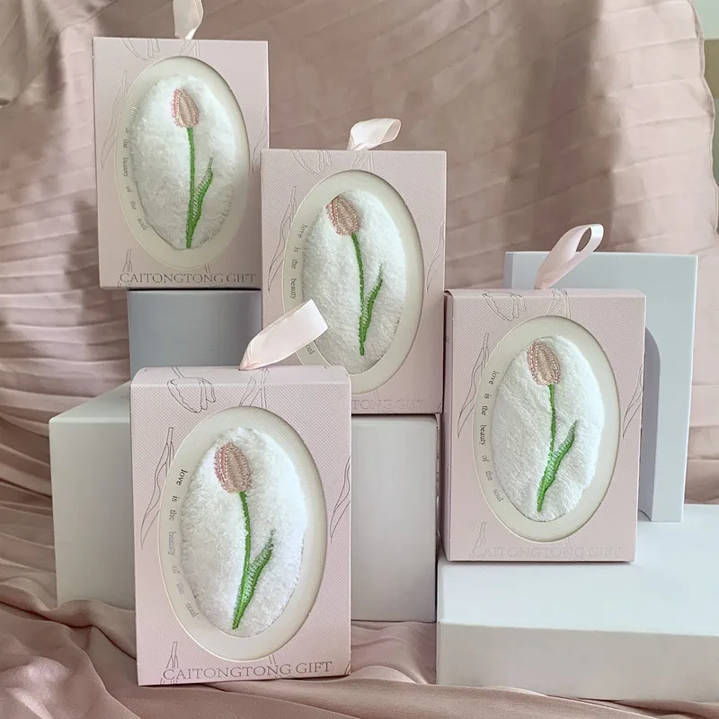 

Ins Bouquet Tulip Embroidered Square Towel with Hand Gift Household Towel Practical Small Gift for Holiday Activities