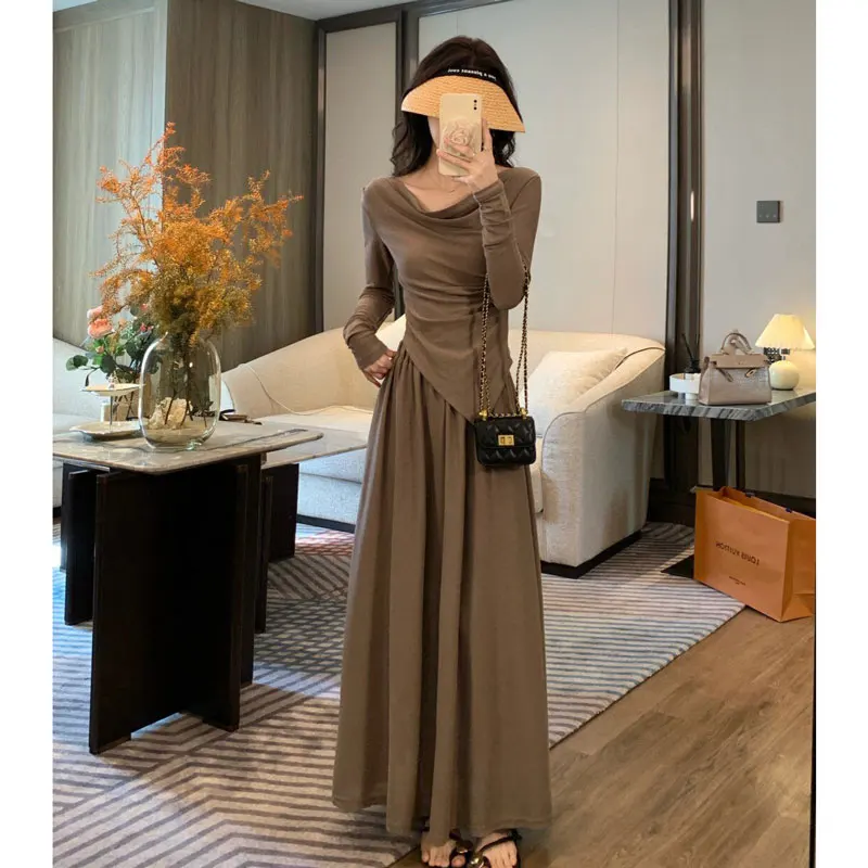 

Fashionable Shoulder Bared Top And Skirt Set in Caramel Color Retro Style Spring Collection Comfortable Cotton Material