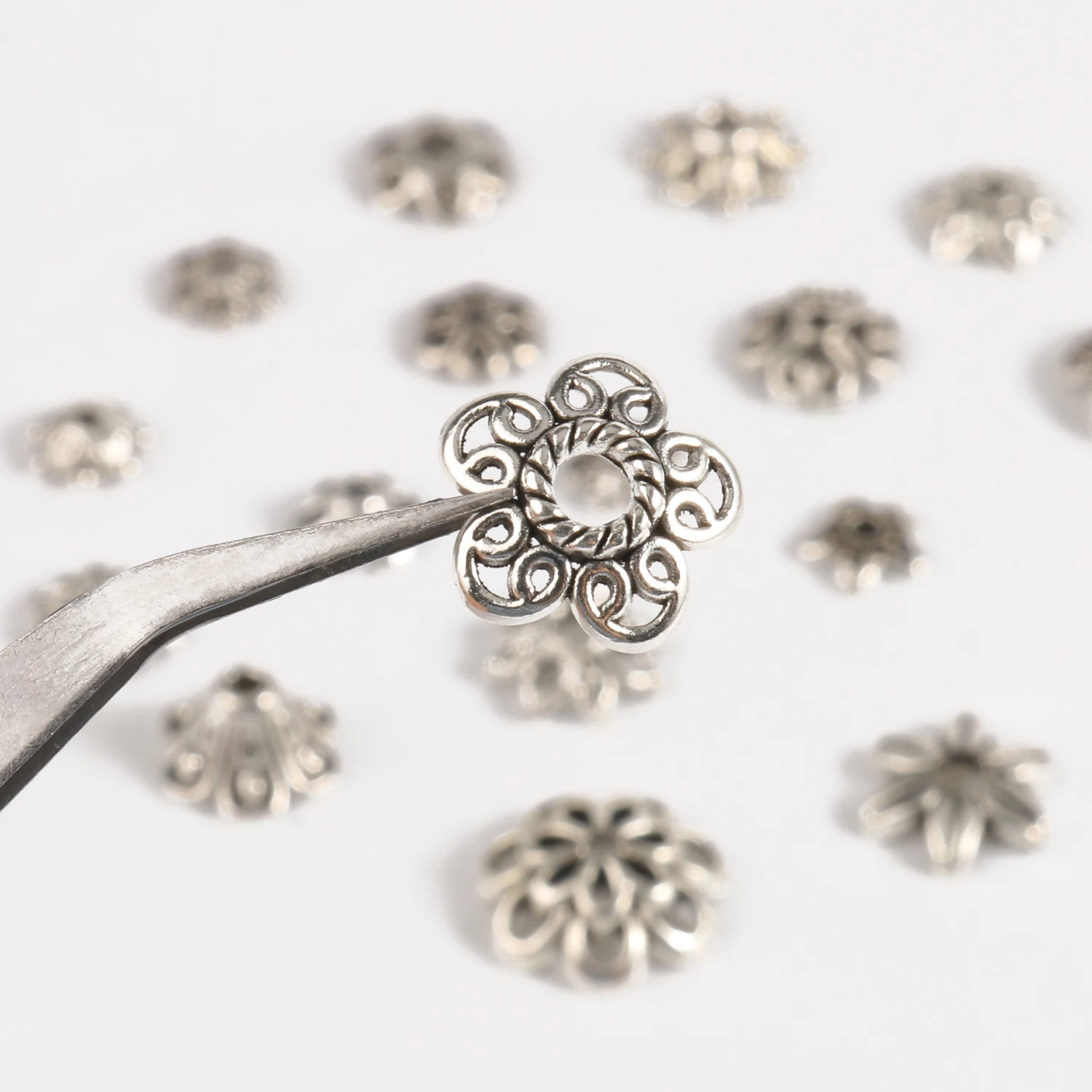 Antique silver color Charms Hollow Open Filigree Flower End Beads Cap Jewelry Making For Needlework Diy Handicrafts Accessories