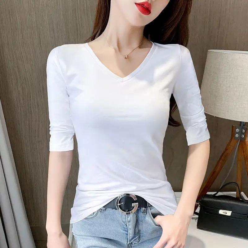 Summer Solid V-Neck Tight T-Shirt for Women Casual Three Quarter Sleeve Low-Cut Plus Size 3XL Slim Tee Women T Shirt Korean Tops