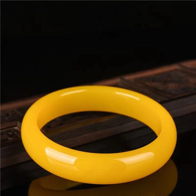 

Natural Chinese Yellow Hand-carved Jade Bracelet Fashion Jewelry Ladies Wide and Thick Jade Bracelet Gift Accessories