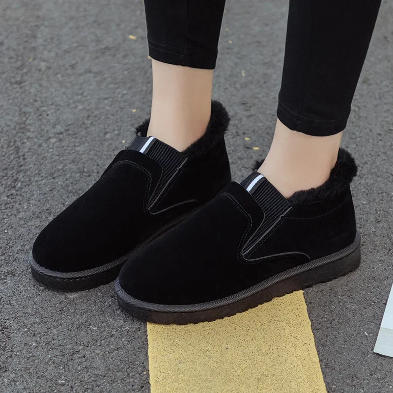 Female Winter 2024 New Low-help Slip-on Feet Casual Comfortable Round Head Flat Women's Cotton Boots