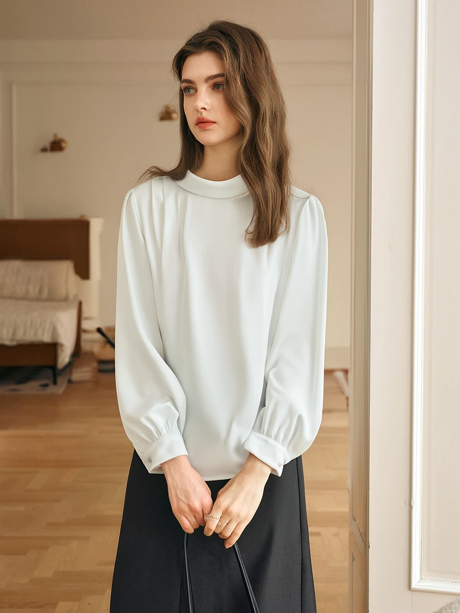 بلوزات نسائية أنيقة فرنسية من OLrain لخريف 2025 بياقة واقفة من الساتان وأكمام طويلة بلوفرات للسيدات ملابس نسائية M57QX000115