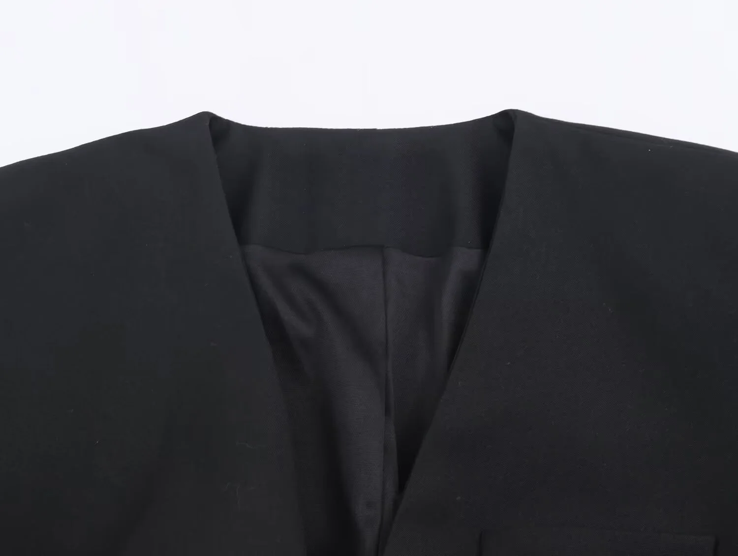 จั๊มสูทสไตล์สูทแบบกระดุมสองแถว ดีไซน์ทันสมัยสำหรับผู้หญิง ฤดูหนาวปี 2025 สไตล์ยุโรปและอเมริกา