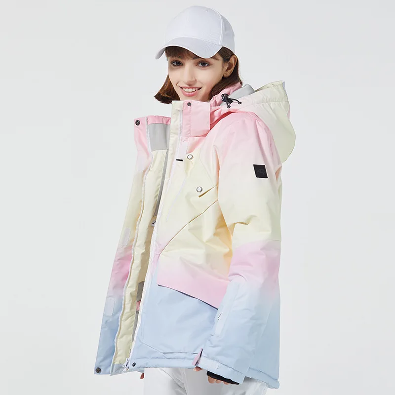 New Fashion Color Matching Skiing Clothes for Women, Windproof and Waterproof Skiing,Single Board Winter Outdoor Skiing Clothes