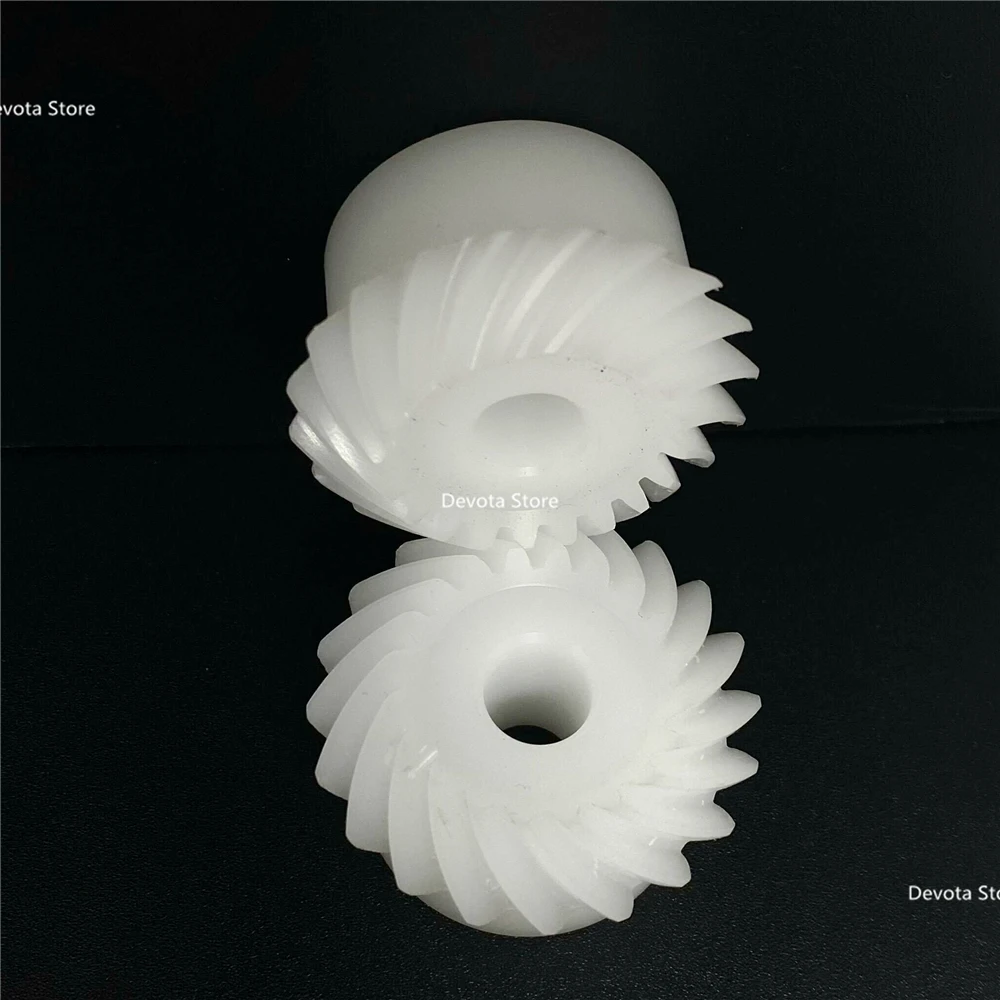 1:1 Spiral Bevel Gear 2M 20T 30T 8/10mm POM Nylon Plastic Gear 20/30 Teeth (1 SET) 90 Degrees