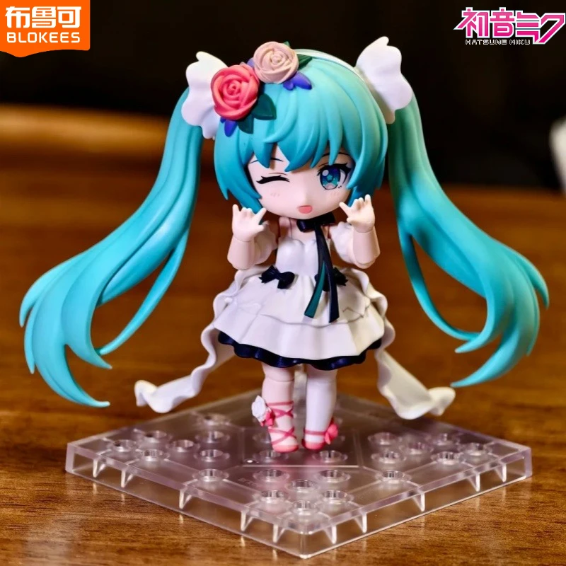 

BLOKEES Hatsune Miku Assembled Building Block Man Blind Box Cartoon Doll Mystery Box Anime Figure Desktop Ornament Toy Gift