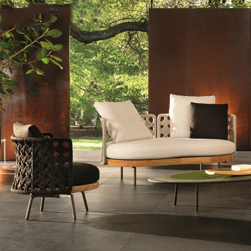 

Outdoor courtyard sofa rattan garden designer curved round single balcony solid wood open-air villa rattan chair furniture