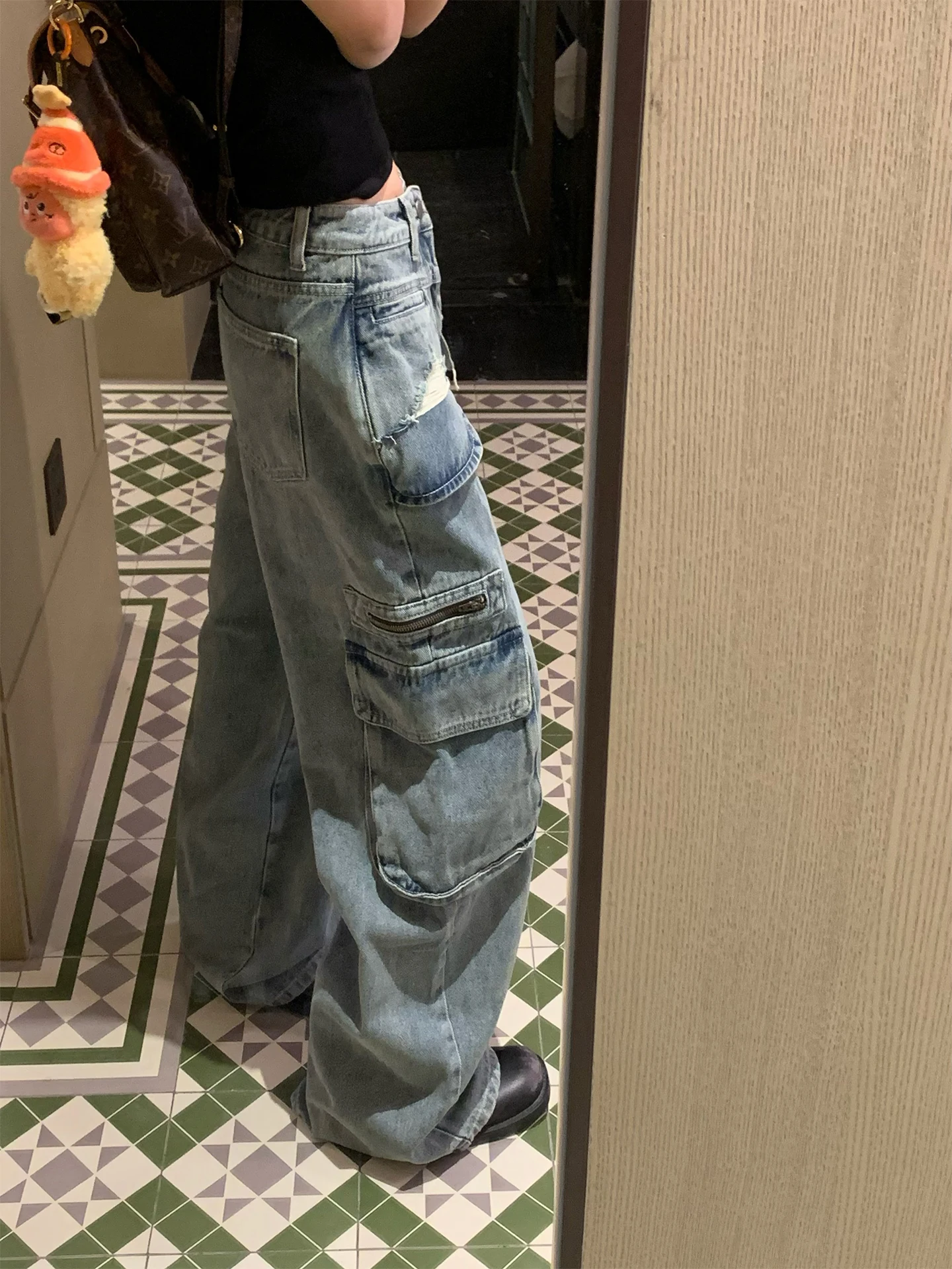 

Retro American Street Sle Women's Jeans Spring 992 Loose Workwear Long Trousers Multiple kets Hole Design Cotton ...