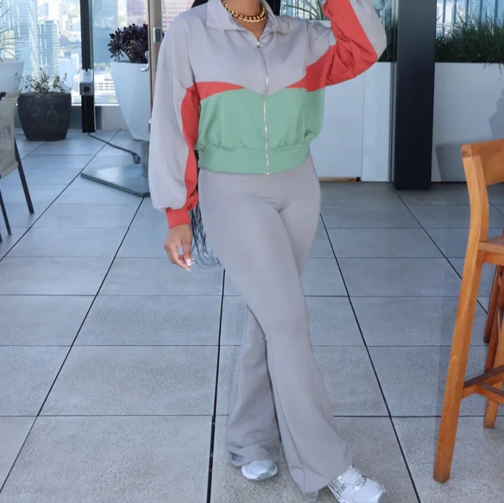 Set Celana Wanita Dua Potong Set Cocok Ritsleting Mantel Kaus Slim Fit Celana Panjang Jogger Y2k Pakaian Jalanan Musim Semi Elegan