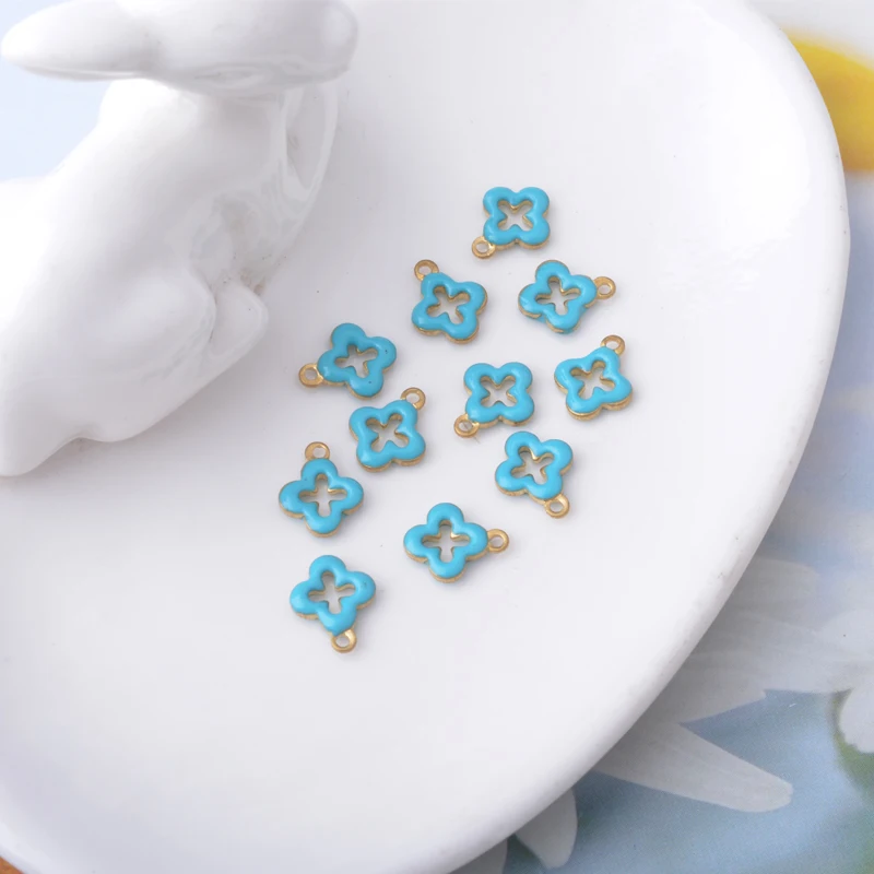 30 Stück Kupfer Beidseitig Emaillierte Pflaumenblüten-Anhänger Mini-Kreuz-Perlen Damen Halskette Ohrringe Anhänger DIY Schmuckzubehör – Detail 8