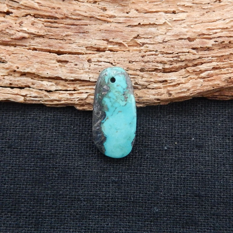 

Натуральный бирюзовый овальный кабошон с отверстием спереди, элегантный ювелирный аксессуар для украшений, камень для рожденных в декабре, 21x10x4 мм, 1.7 г