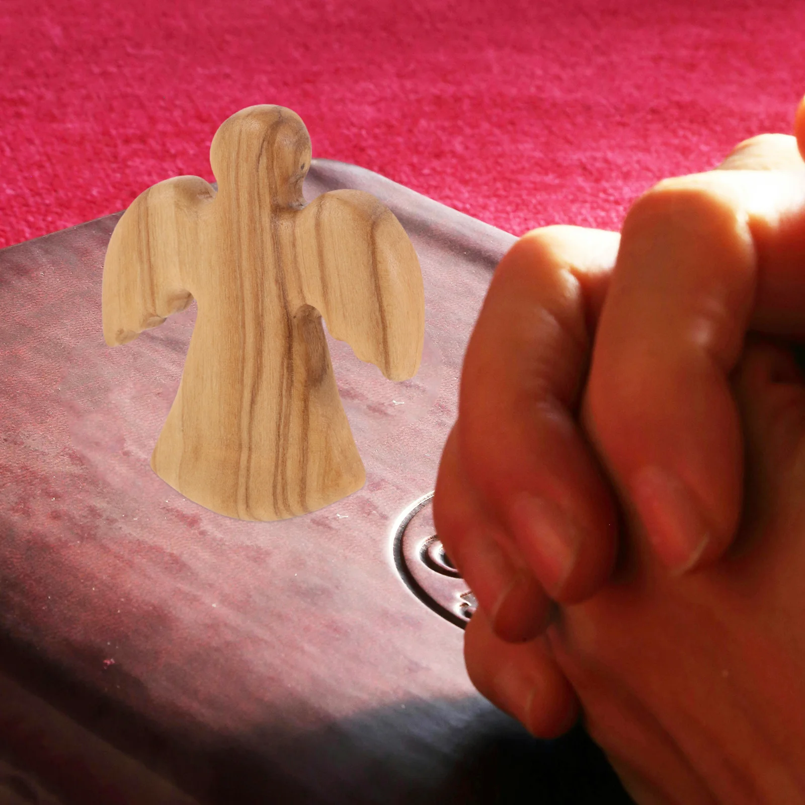

Wood Angel Small Hand Carved Wooden Angel Sculpture for Praying Comfort Protection Home Decoration Wood Crafts