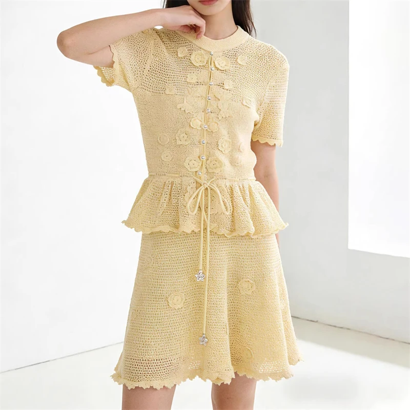Neues Frühlings-Damenkleid mit Rundhalsausschnitt, Gelben Blumen, Häkelmuster, Kurzarm, Hochwertig, Modisch, Lässig, Urlaubskleid