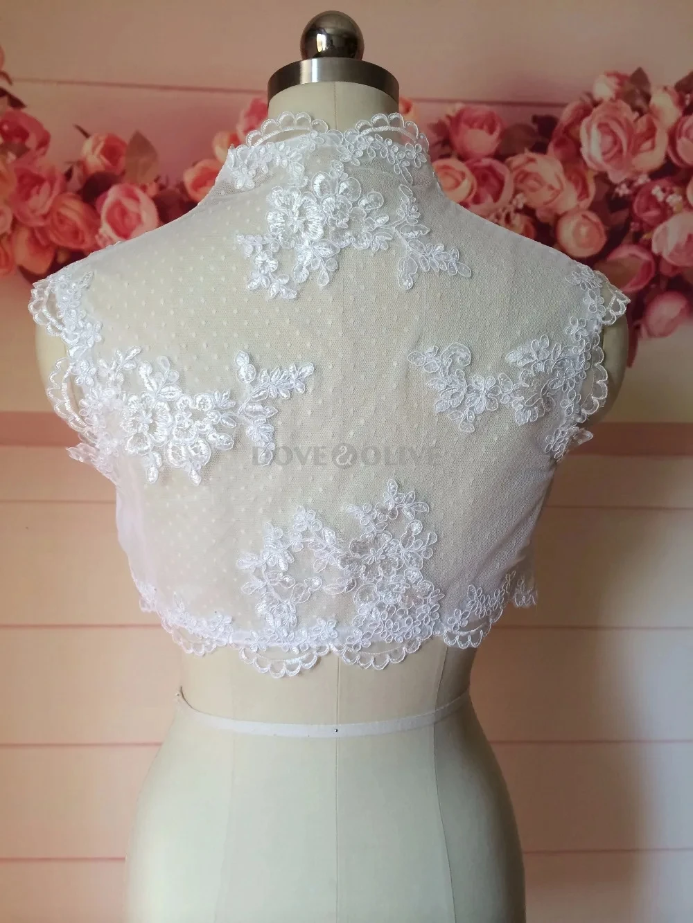 100% Real White/ Light Ivory Sleeveless Lace Wedding Boleros 2025 with Dot Tulle Women Bridal Jackets Wedding Accessories