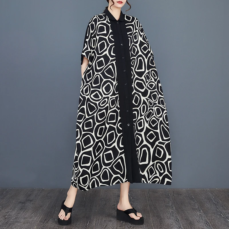 SuperAen جديد 2025 الصيف فضفاضة كبيرة الحجم موضة قميص مطبوع المرقعة واحدة الصدر ألف خط فساتين طويلة