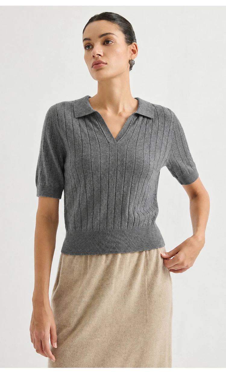 MZ62056 Damen-Pullover mit Polokragen, offenem V-Ausschnitt, kurzen Ärmeln, geripptem Strick, einfarbig, weiche Modal-Mischung, lässiges Oberteil für den frühen Herbst. – Detail 4