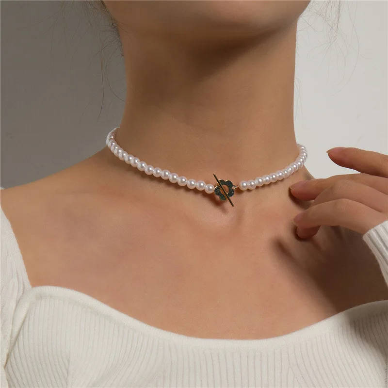 LATS 2022 Fashion Luxury OT Buckle Crystal Glass Bead Chain Choker Necklace for Women Flower Lariat Lock Collar Necklace Gifts