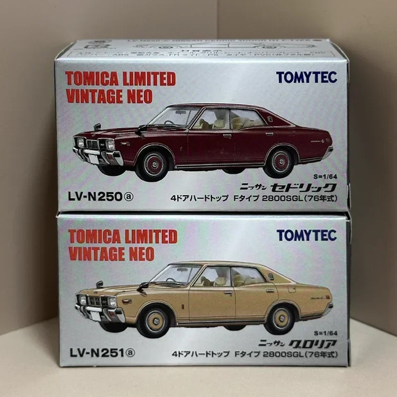 TAKARA TOMY TOMYTEC Tomica 1/64 TLV-N250a TLV-N251a Cedric/Gloria 2800SGL 4 Deuren Legering Speelgoed Motor Diecast Metaal Model Geschenken