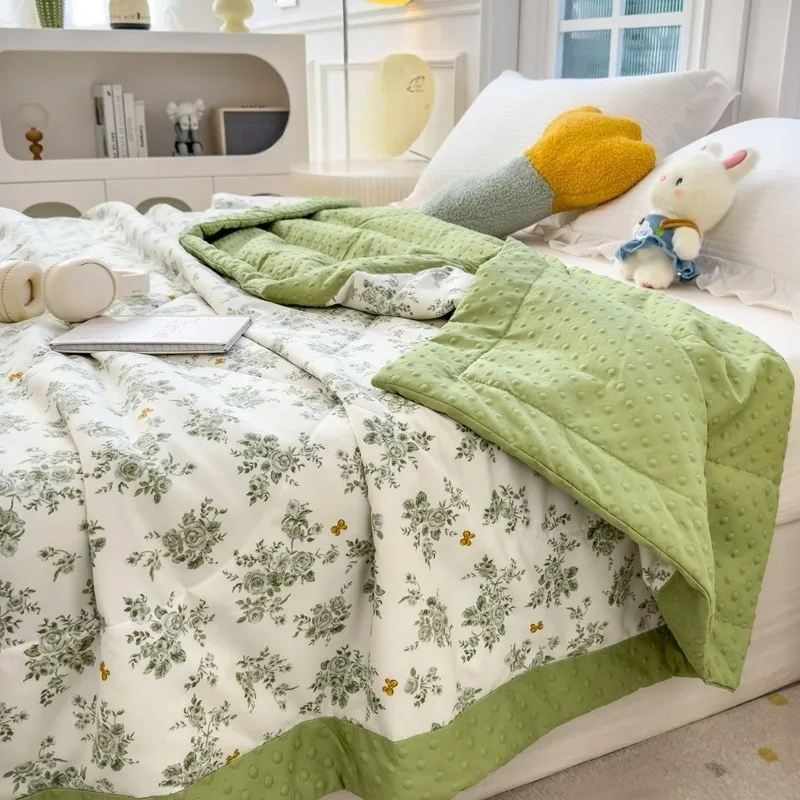 New 1pc High-Quality Polyester Fabric with Ultra-Fine Fiber Filling Summer Quilt, Ideal for Bedrooms,Hotels & Guest Rooms 여름이불