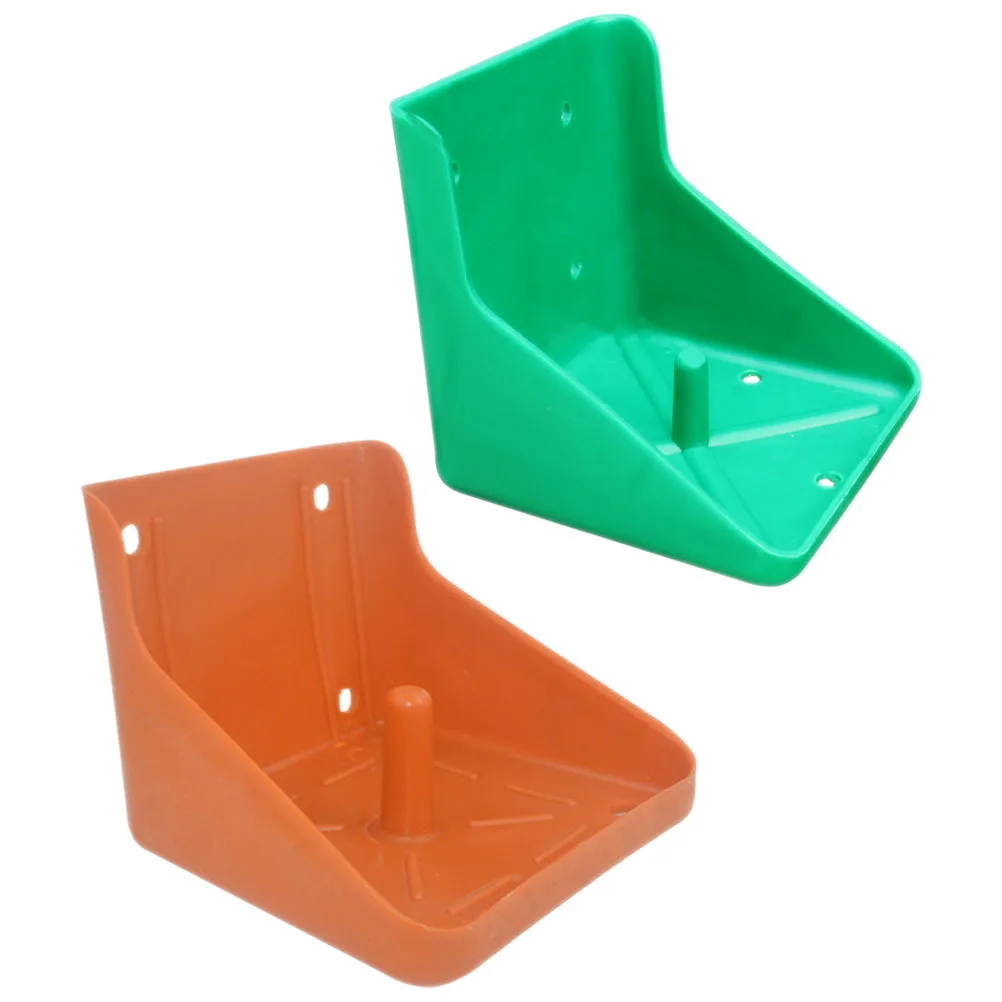 

2pcs Salt Brick Box For Cattle Sheep Plastic Livestock Feeding Box Durable Farm Animal Feed Pan Holder Outdoor Indoor Use