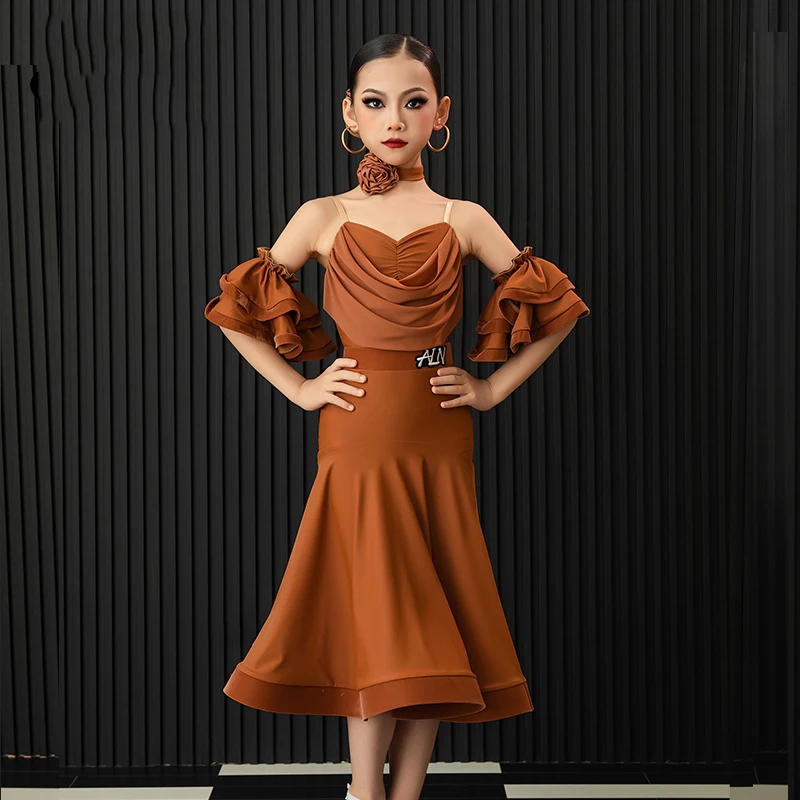

2025 Professional Ballroom Dance Competition Clothing For Girls Coffee Modern Latin Suit Waltz Tango Kids Latin Outfits DQS19555