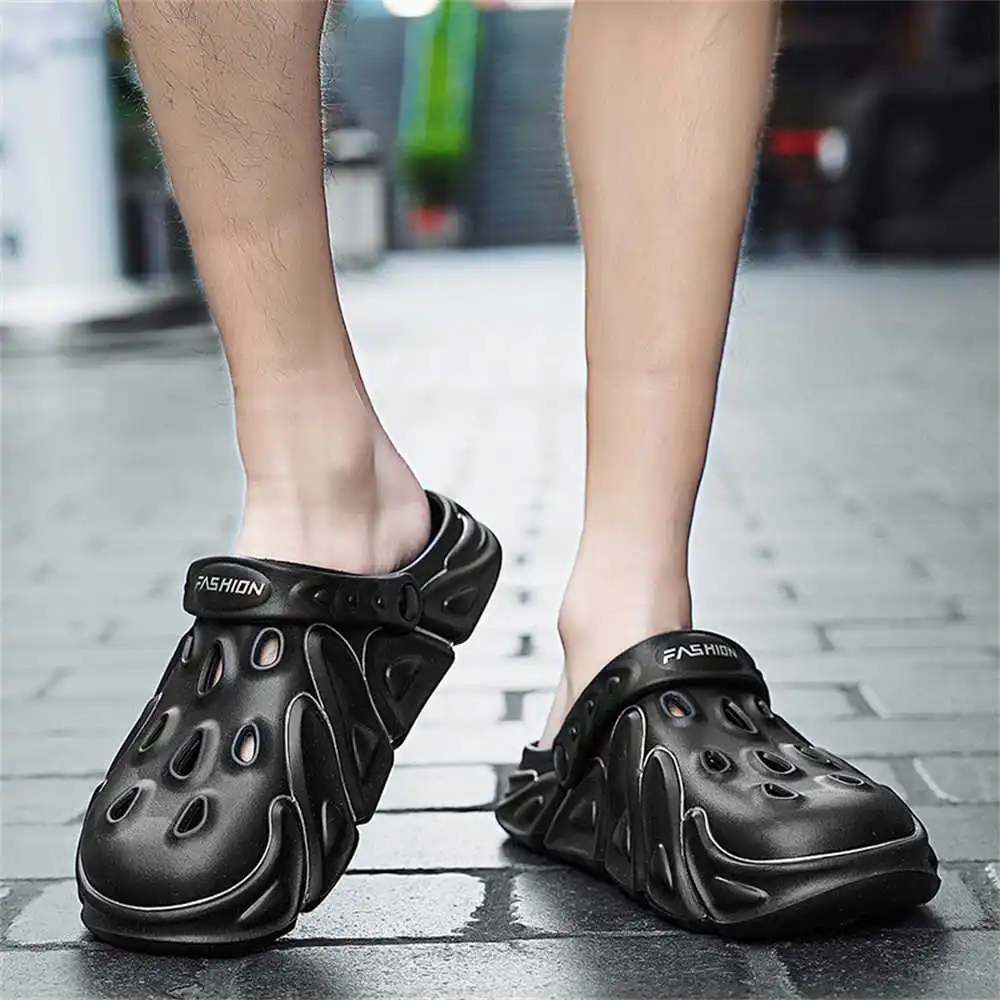 

Бежевые мужские домашние тапочки, размер 43, сандалии, мужская пляжная обувь, кроссовки, весенние спортивные кроссовки, новинка 2025 года, от 4 до 12 лет, баскетбольная обувь Fat Tene