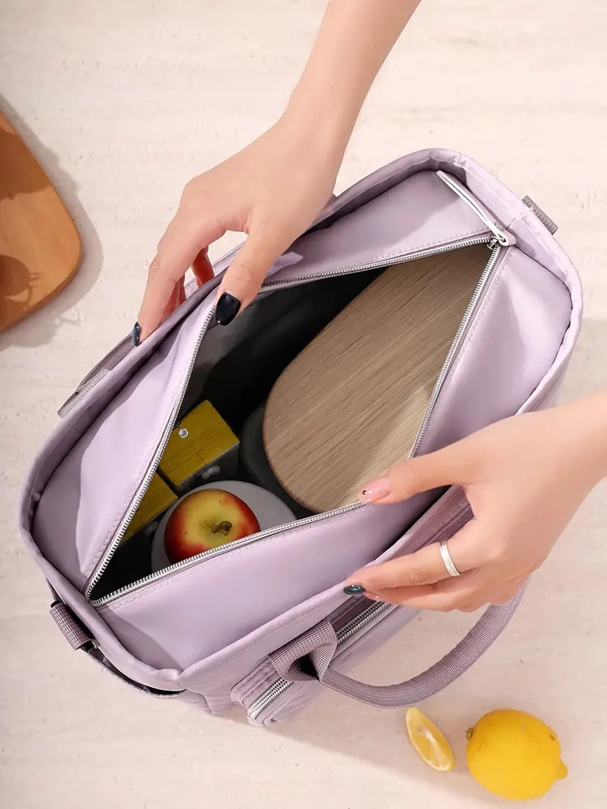 Große Isolierte Lunch-Tasche, Kühltasche, Handwaschbar, Langlebige Polyester-Lunchbox mit Gepolstertem Schultergurt für Arbeit, Schule, Picknicks – Detail 11