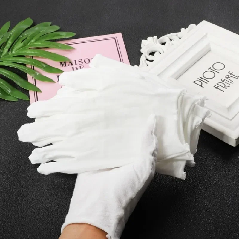 1/50 pares de guantes de trabajo de algodón suave blanco guantes de película para manipulación de manos secas guantes ceremoniales de alto estiramiento herramientas de limpieza del hogar