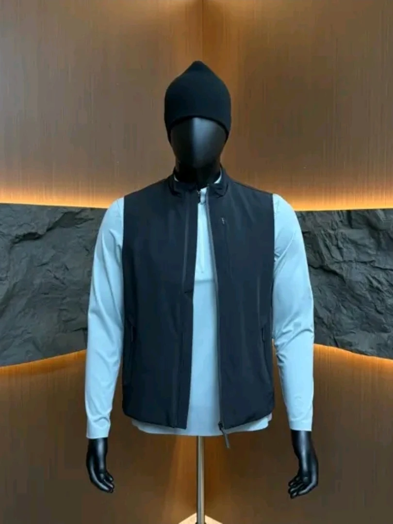 

Men's Spring Autumn New Outdoor Style Stand Collar Vest Versatile Cool High Quality Personality No Sleeve Zipper Decorated Ja...