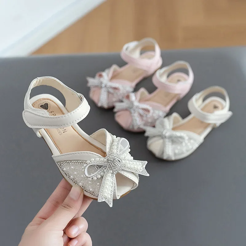 

Girl Sandals Summer Sweet Pearl Bowtie Kids Princess Wedding Dress Shoes Fashion Elegant Children Causal Flat Sandals Hook Loop