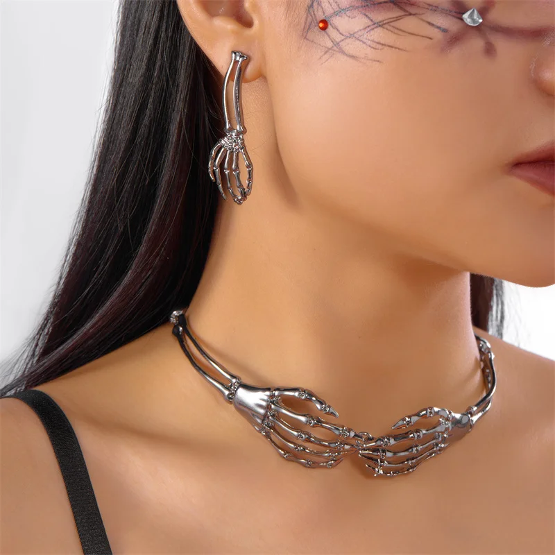 Gothic Dark Retro Bone Skeleton Ghost Hand Necklace for Women Hip Hop Punk Skeleton Skull Necklace Earrings Set Party Jewelry