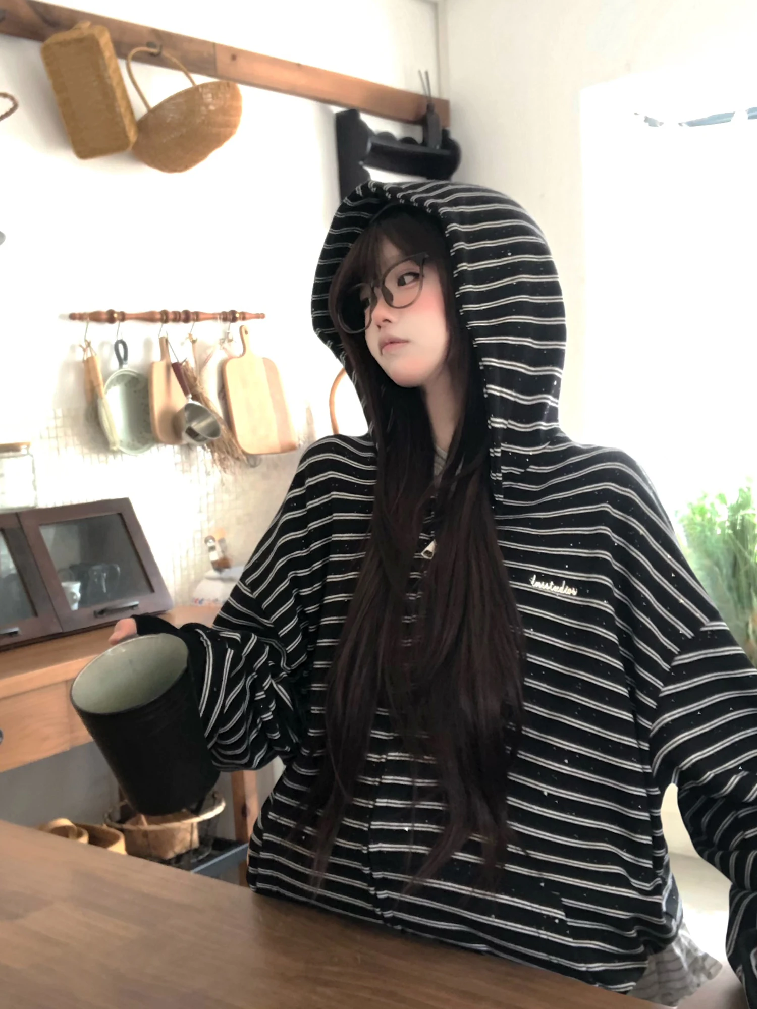 

TUDOU Весна 2026 Женская свободная толстовка-куртка в полоску в корейском стиле, с длинными рукавами, из смесового хлопка и полиэстера, на молнии