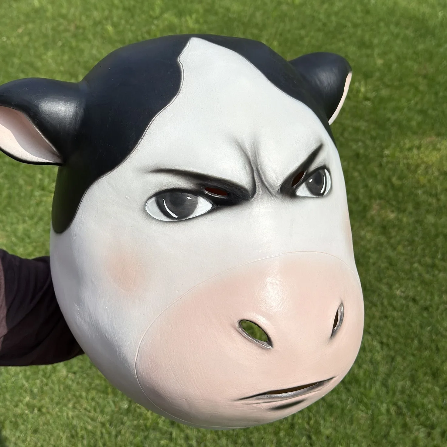 grassland-bull-headset-restoration-cute-and-bizarre-queuing-mask-gift-cos-prop