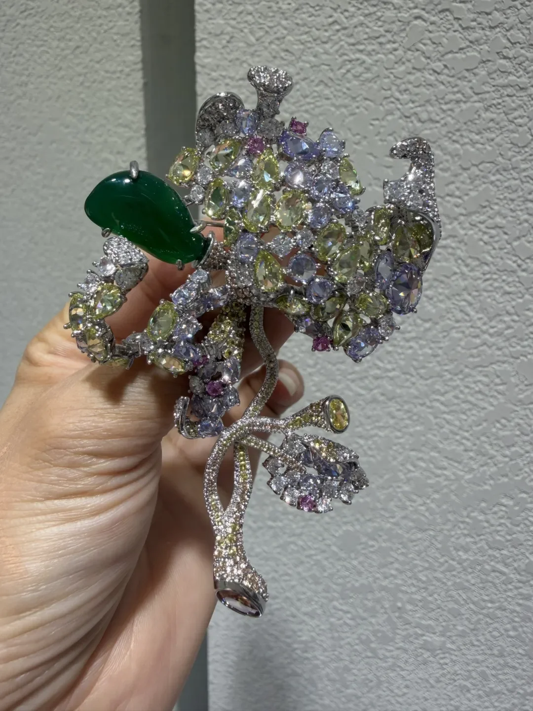 broche-en-cuivre-avec-zircon-cubique-style-actrice-chinoise-flower-de-luce-bijoux-tendance-pour-femmes