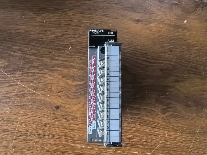 

Инвертор RD77MS4 RD77MS8 RD77MS16 Новый, гарантия один год