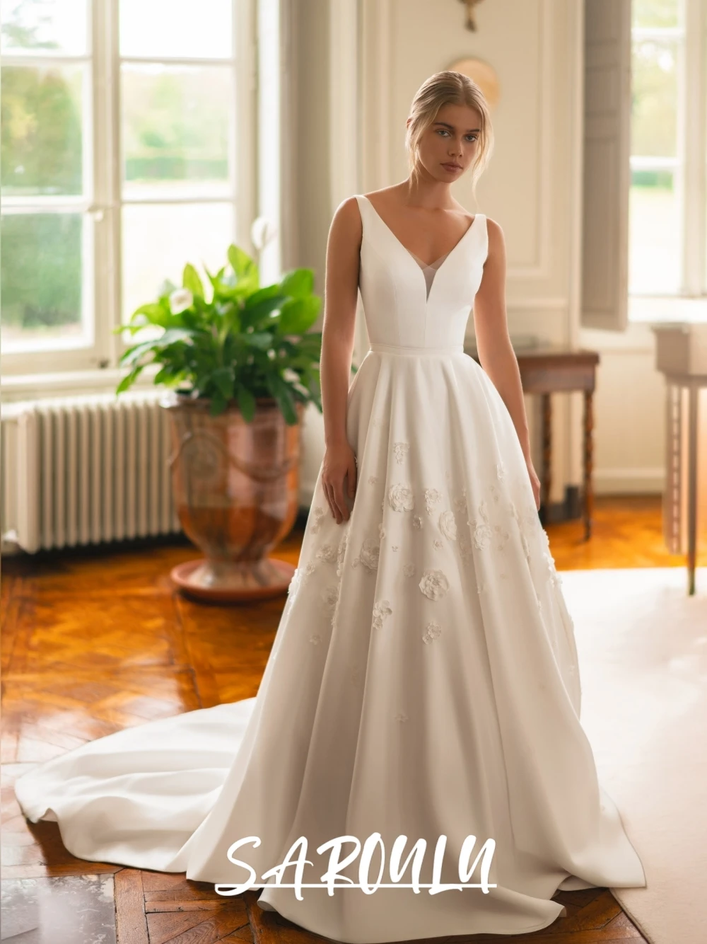 

Graceful 3D Flowers Flowy Satin Wedding Dress Modern Low Back Charming Customized Bridal Gown Simple A Line Women Wear