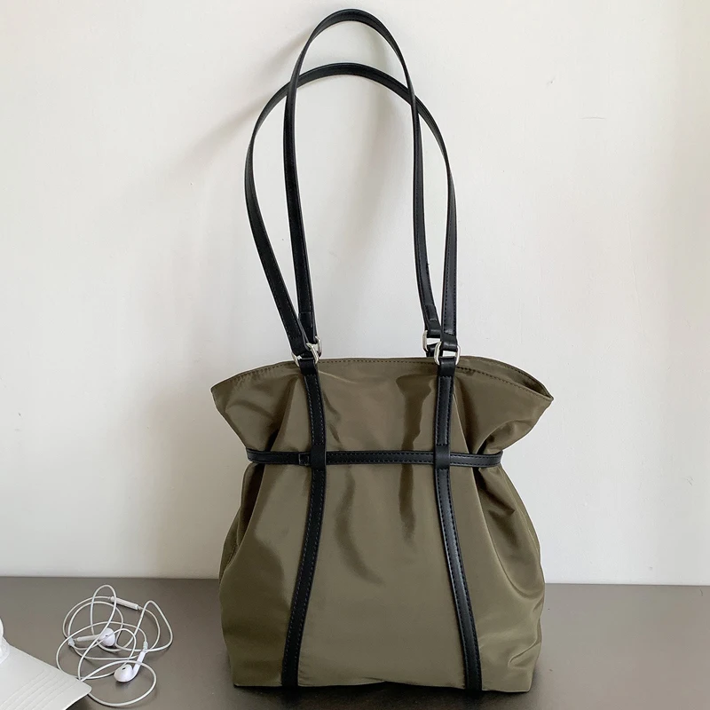 Casual Tote Bags For Women Luxury Designer Handbag And Purses 2026 New in Polyester Belt Buckle Large Capacity Underarm Shoulder