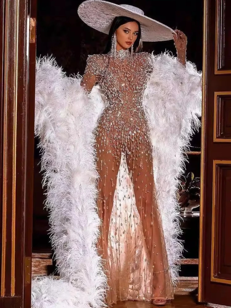 

Сексуальный костюм для женщин в стиле гоу-гоу, концептуальное искусство, коллекция haute couture, показ мод на подиуме, одежда для ночных клубов, диджеев, баров, шоу открытия