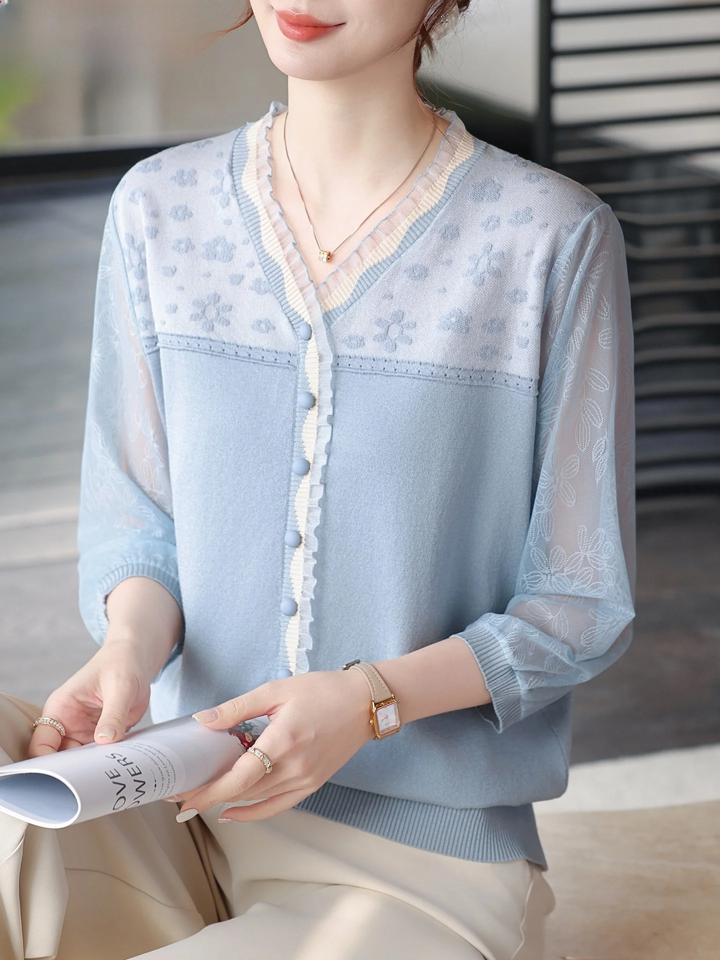 

Ele Knitted Sweater with awl Sves for Middle-Aged Women Spring Faion 2026 New Sle Loose Fit V-Ne Single Button
