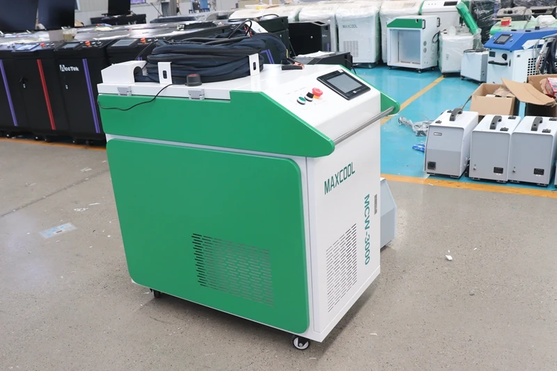 Manufacturer 2kw fiber Laser Cleaning Machines High Speed Paint Rust Removal Lazer Cleaner