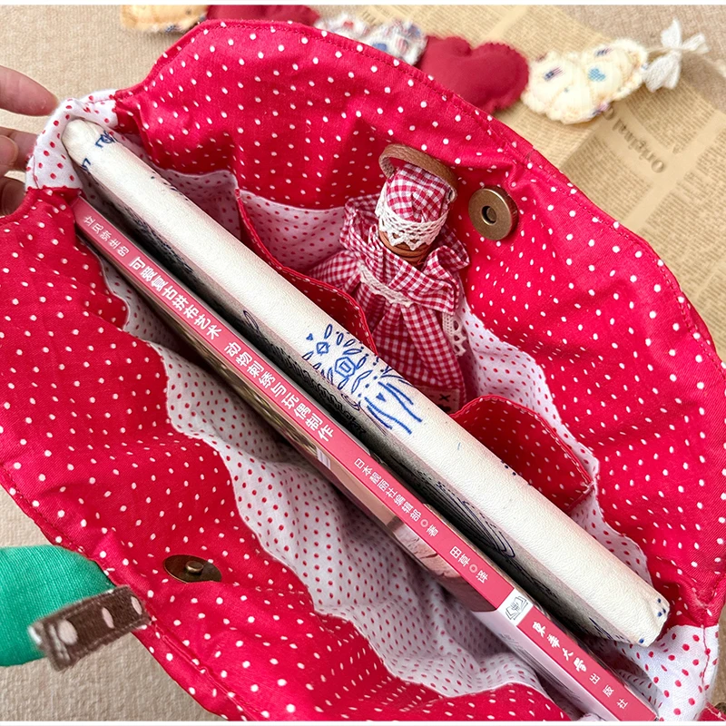 Patchwork-Stoff-Umhängetasche, Apfelförmige Handtasche mit Blumen- und Punktmuster für Damen, Mädchen, Studenten, Cottagecore, süße Handtasche – Detail 20