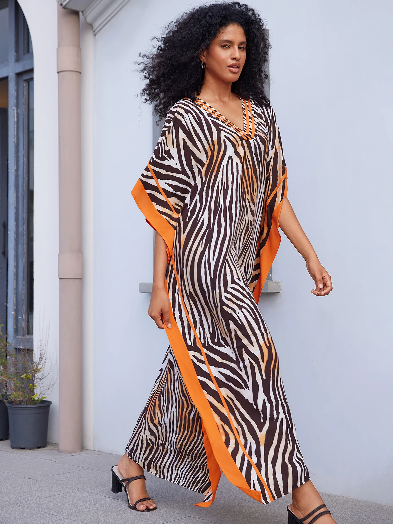 2024 Sexy Zebra Striped Printed V Neck Batwing Sleeve Plus Size Kaftan Summer Beach Cover-ups For Women Cozy House Dress Q1615