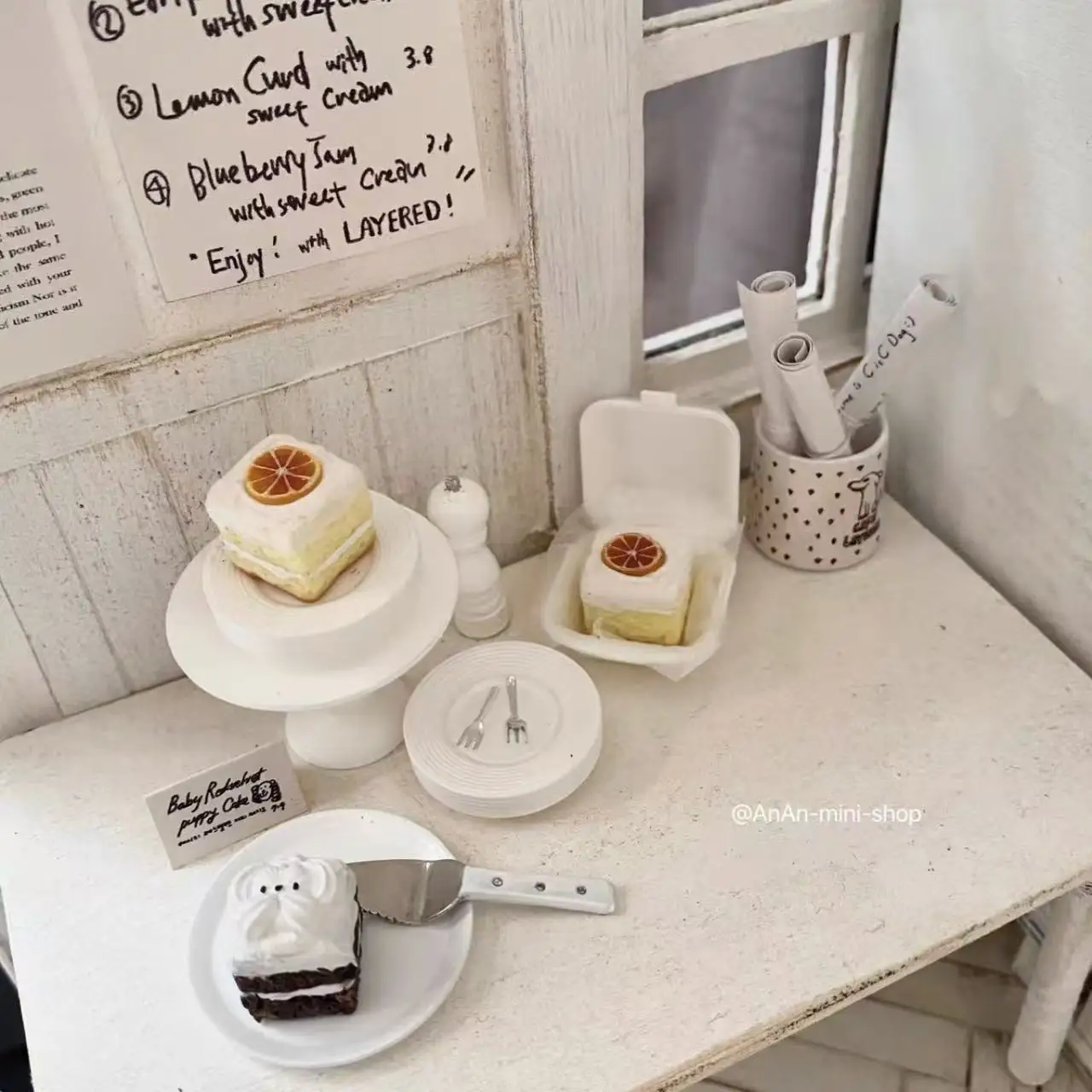Miniature Vintage Table and Chair Furniture Props Doll House Biscuit Storage Bucket Wood Grain Basket Model Blythe Mini Milk Toy