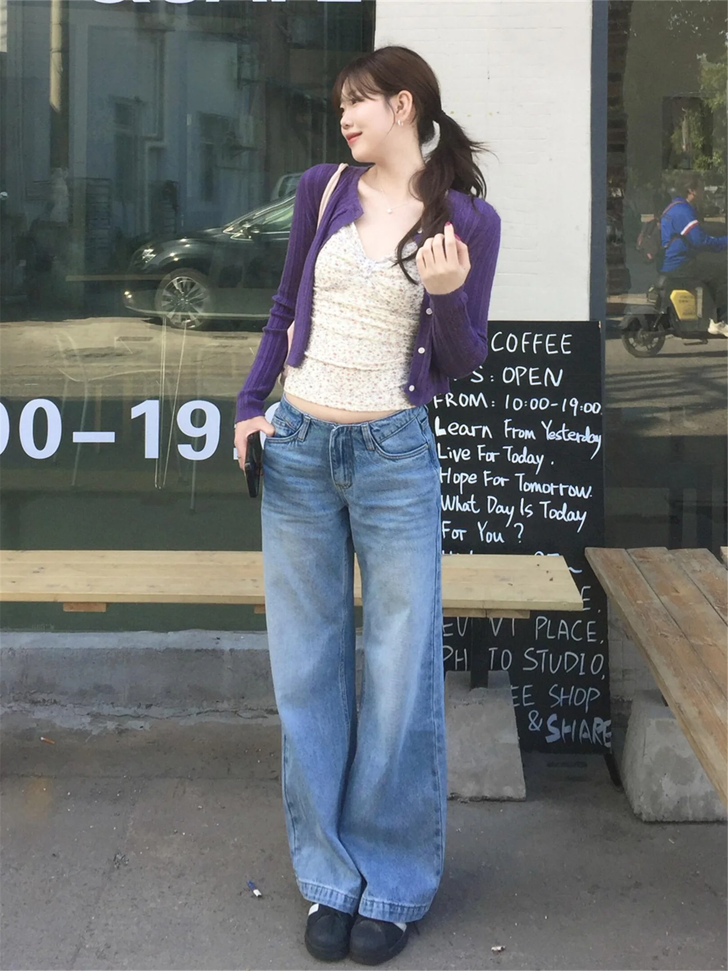 

Low Waist Bell Bottom Jeans Women's Loose Fit Slimming Denim Pants American Style Spring Casual Cotton Jeans