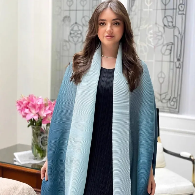 Miyake New 2025 Robe Women's Pleats Folds Gradual Change Color Long Trench Coat Pleated Bat Sleeve Clothing Jackets for Women