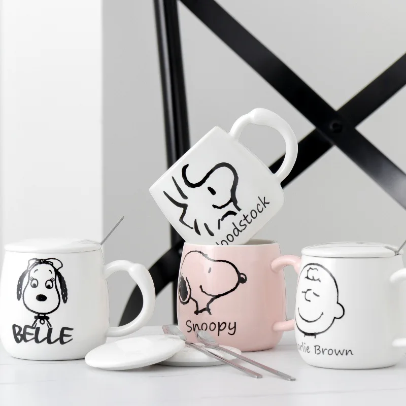 Snoopy Mugs Cute Cartoon Home Office coffee cup 390ml Water Mug with Lid Spoon Couple Ceramic Mug Drinkware Kids Birthday Gifts