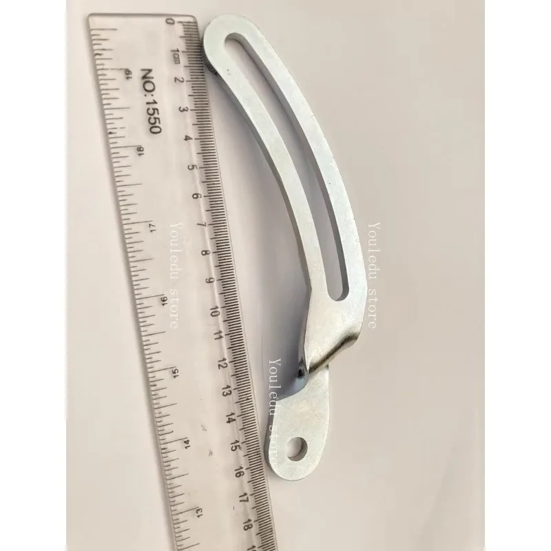 

Suitable for 5F 6F 1DZ forklift parts, generator adjustment bracket 16381-78200-71